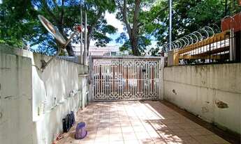 Imagem 2: Excelente Sobrado, muito iluminado e arejado, bem conservado e com boa distribuição dos am