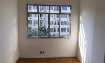 Imagem 7: Apartamento para aluguel possui 82 metros quadrados com 3 quartos