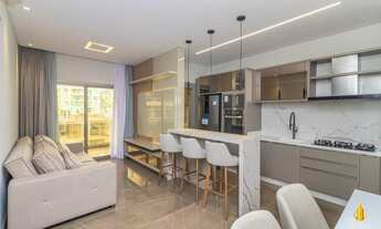 Imagem 2: Apartamento alto padrão finamente mobiliado no Edifício Brava Village na Praia Brava