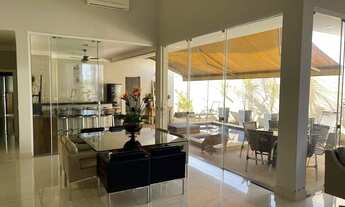 Imagem 2: Casa de condomínio para venda com 290 metros quadrados com 4 quartos