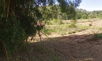 Imagem 2: Lote/Terreno para venda possui 1000 metros quadrados em Centro - Igaratá - SP