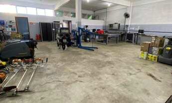 Imagem 7: Prédio comercial em Jacaraípe com elevador