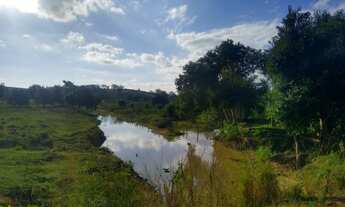 Imagem: Sítio a venda em outeiro. Rj