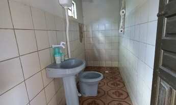 Imagem 6: Casa com salão comercial - atrás das Avenida Ernesto geisel