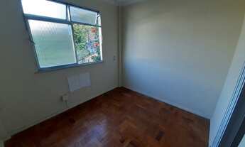 Imagem 3: Apartamento com 1 dormitório para alugar, 48 m² por R$ 750,00/mês - Praia da Bandeira - Ri