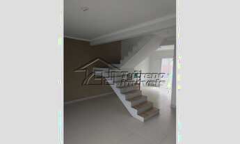 Imagem 4: Excelente sobrado com edícula no Bosque dos Eucaliptos