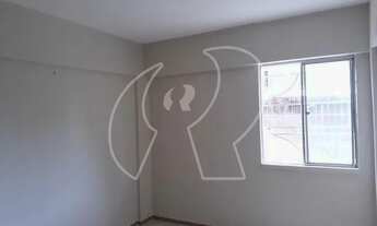 Imagem 3: Excelente localização, apartamento com 02 quartos, DCE, sala, cozinha, área de serviço, 01