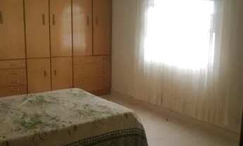 Imagem 6: Sobrado para venda possui 230 metros quadrados com 3 quartos em Vila Palmares - Santo Andr