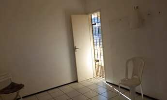 Imagem: Aluga-se quarto com banheiro na Cidade dos