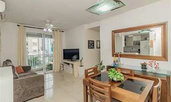 Imagem 2: Apartamento para venda possui 75 metros quadrados com 3 quartos em Vila Ipiranga - Porto A