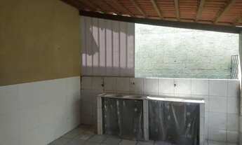 Imagem 6: F Casa para venda possui 40 metros quadrados com 3 quartos em Caixa D'Água - Salvador