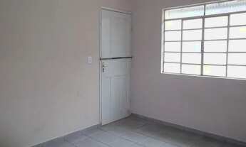 Imagem 3: Casa para aluguel possui 30 metros quadrados com 1 quarto em Nova Gerty - São Caetano do S