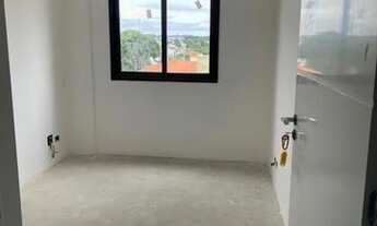 Imagem 2: Apartamento para aluguel tem 89 metros quadrados com 3 quartos em Novo Mundo - Curitiba