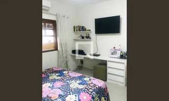 Imagem 4: Casa à Venda - Jardim Samambaia, 3 Quartos, 253 m2