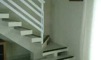 Imagem 2: Locação de casa triplex mobiliada excelente localização