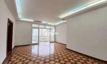 Imagem 3: Apartamento no coração do Gonzaga com varanda incrível!