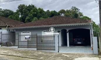 Imagem: Casa térrea com 3 dormitórios sendo 1