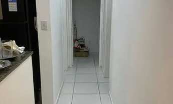 Imagem 5: Apartamento tem 54 metros quadrados com 2 quartos sendo 1 suíte com varanda e elevador