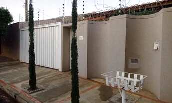 Imagem 2: Casa a venda no residencial Antonieta RP em ótima localização