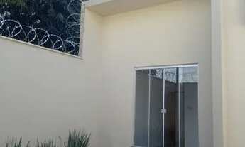 Imagem 2: Casa para venda tem 105 m2, 3 quartos, 1suíte, banho social, coz. americana, garagem