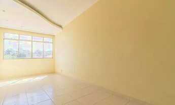 Imagem 2: Apartamento para Aluguel - Santa Cruz, 2 Quartos, 60 m2