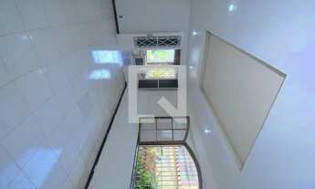 Imagem 5: Casa para Aluguel - Bento Ribeiro, 2 Quartos, 150 m2