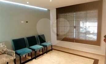 Imagem 4: Sobrado Vila Prudente próximo ao metrô