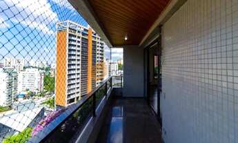 Imagem 4: Apartamento com 200m², 3 suítes (1 com closet), varanda. 3 vagas. Ótima área de lazer!