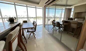 Imagem 2: Apartamento à venda no Centro de Balneário Camboriú-SC, 4 suítes e 3 vagas - 228m²