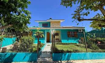 Imagem: Bela casa à venda, 3 dormitórios, suíte