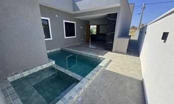 Imagem 2: Casa em São Pedro da Aldeia, 3 quartos ( 1 suíte ) - R$ 895.000,00 - Condomínio Viverde 2