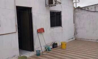 Imagem 3: 04 - Casa no Anjo da guarda