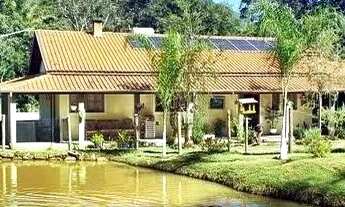 Imagem 2: Sítio na Serra da Mantiqueira: Onde a Vida Fica Mais Leve