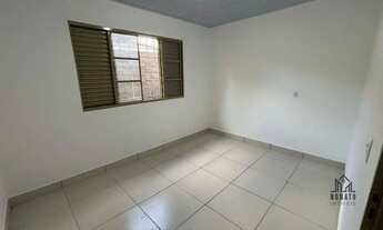 Imagem 3: Casa com 4 dormitórios para alugar, 122 m² por R$ 1.400,00/mês - Setor Palmares - Trindade