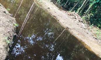 Imagem: 1.600m2(20x80) Documentado. EntradaR$10mil