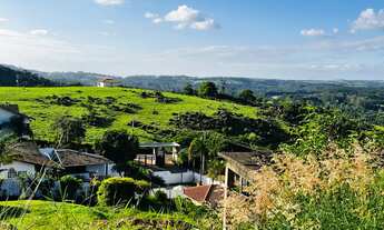 Imagem 5: Terreno com área construída e vista deslumbrante!
