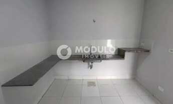 Imagem 2: Casa comercial disponivel para locação no bairro Martins