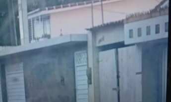 Imagem: Casa na rua do colégio incentivo