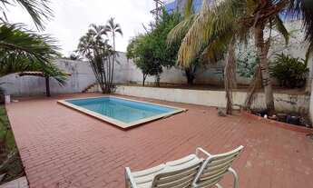 Imagem: Fundos Antigo Extra, ao lado Shopping Estação