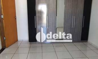 Imagem 7: Casa com 3 dormitórios à venda, 230 m² por R$ 570.000,00 - Alto Umuarama - Uberlândia/MG