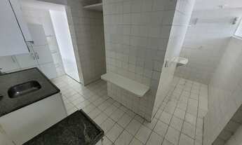 Imagem 5: Apartamento para aluguel possui 70 metros quadrados com 3 quartos em Casa Forte - Recife