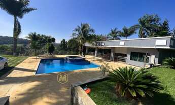 Imagem 2: Fazenda/Sítio/Chácara para venda tem 545 metros quadrados com 6 quartos