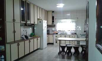 Imagem 2: Sobrado com 177 m² sendo 3 suítes + Edícula, 2 vagas à venda por R$ 562.000 - Parque Capu