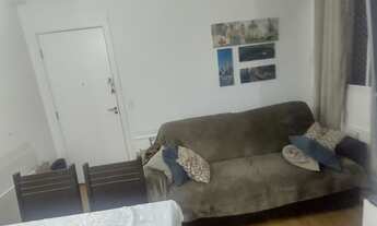 Imagem 2: Alugo apartamento de 2 quartos com vaga de garagem