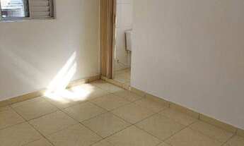 Imagem 2: Casa com 1 dormitório para alugar por R$ 500,00/mês - Jardim Roberto - Osasco/SP