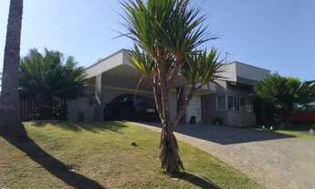 Imagem 2: Condomínio Monte Serrat, com 3 Suítes e piscina privativa