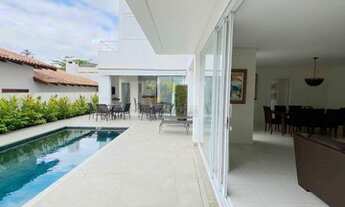 Imagem 4: Aluguel de Temporada e Venda! Casa de 04 suítes na quadra do mar