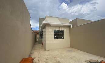 Imagem 2: Casa para Venda em Montes Claros, Nossa Senhora das Graças, 3 dormitórios, 1 suíte, 1 banh