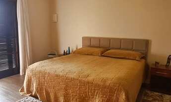 Imagem 6: Ampla e Aconchegante Casa à Venda no Jardim Universo