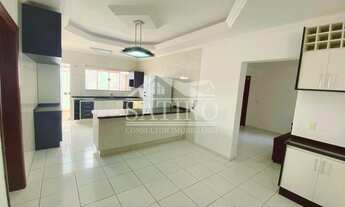 Imagem 3: Casa para venda tem 200 metros quadrados - Pouso Alegre - MG